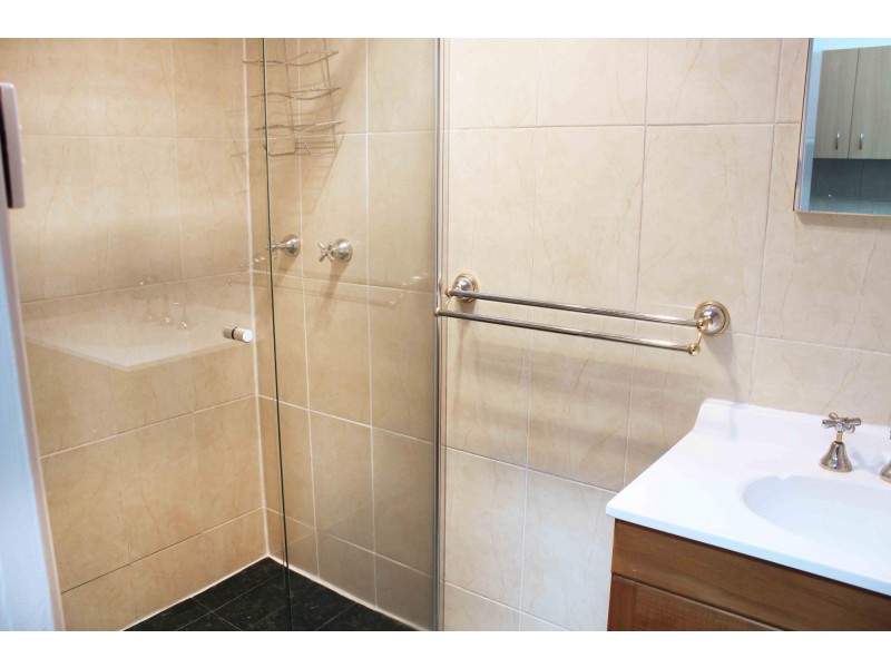 1 Leamington Avenue, Newtown NSW 2042