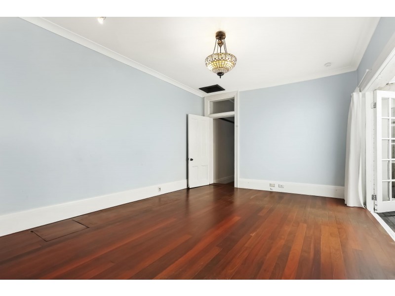 154 Station Street, Newtown NSW 2042