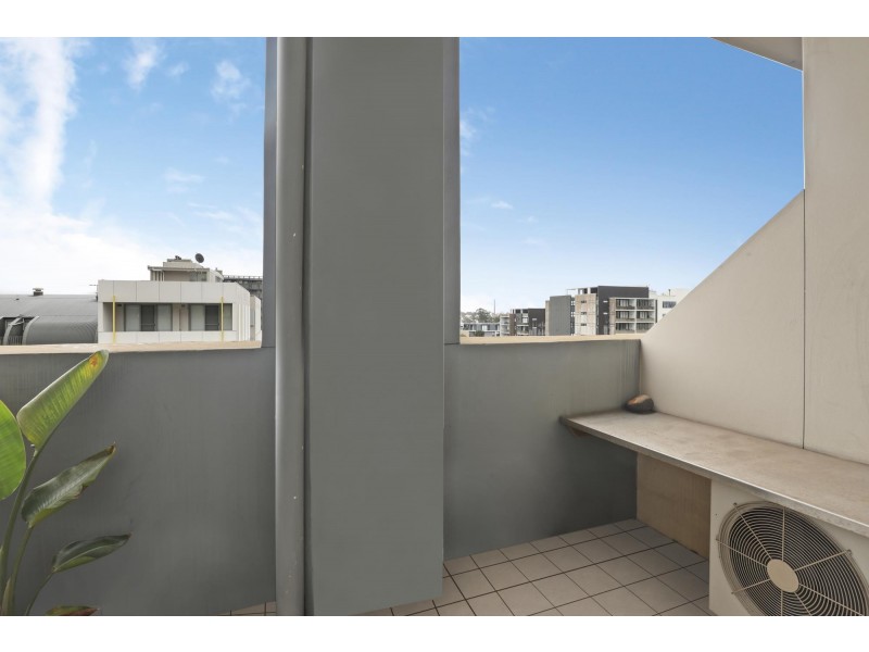 402/1 Missenden Road, Camperdown NSW 2050