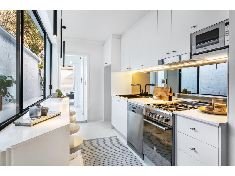 21 Calder Road, Darlington NSW 2008