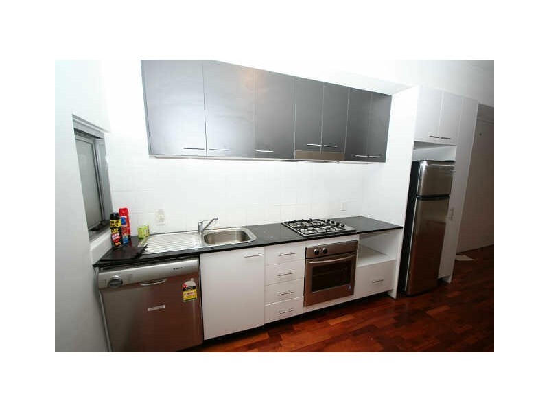 33 PURKIS STREET, Camperdown NSW 2050