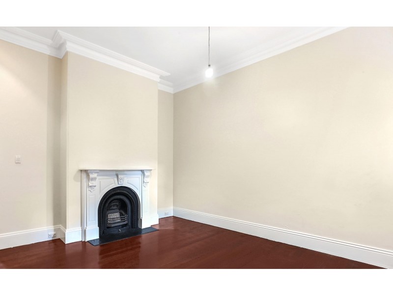 6 Charles Street, Enmore NSW 2042