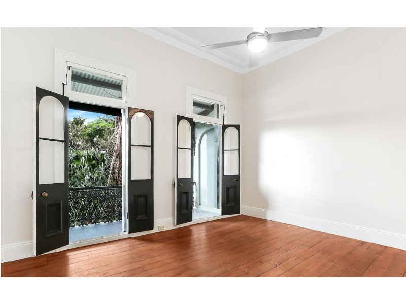 6 Charles Street, Enmore NSW 2042