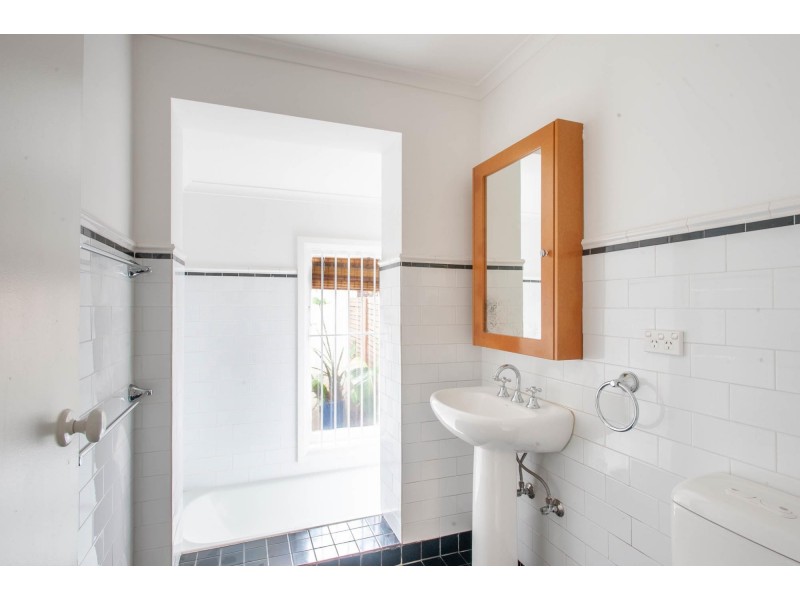 96A Lord Street, Newtown NSW 2042