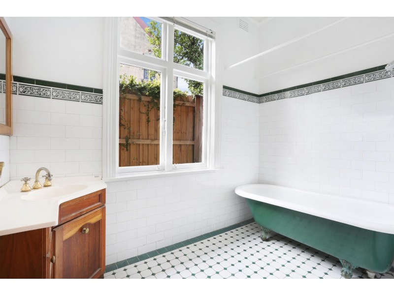 56 Bishopgate St, Camperdown NSW 2050