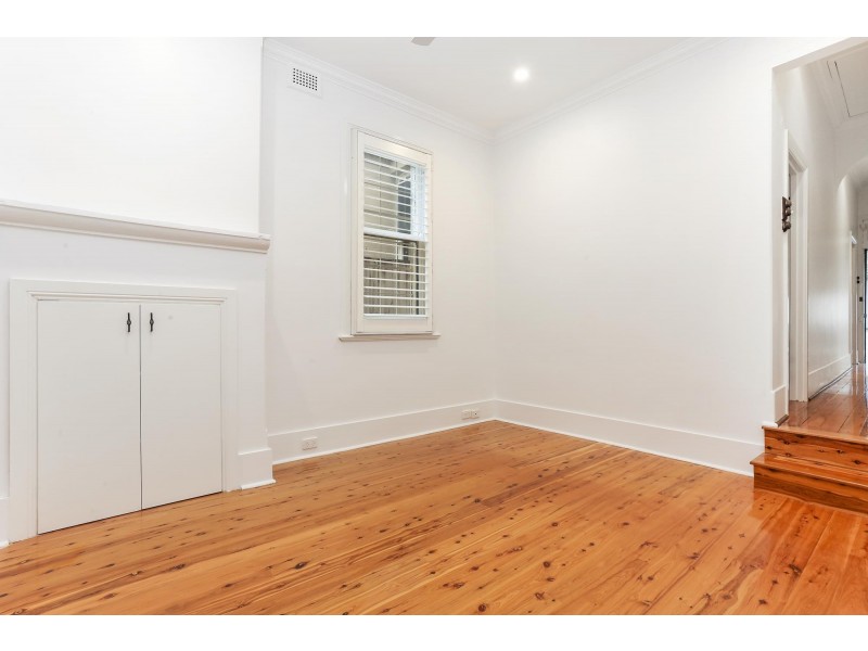 22 John Street, Newtown NSW 2042