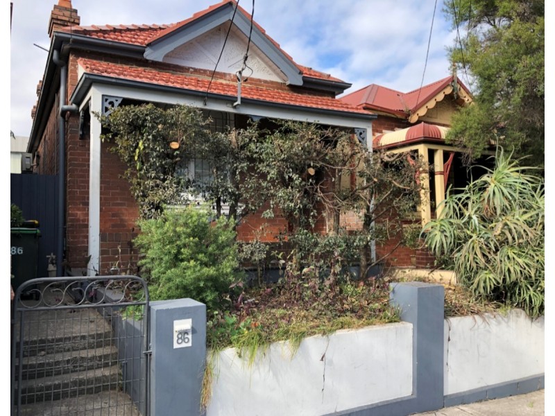 86 Unwins Bridge Road, St Peters NSW 2044