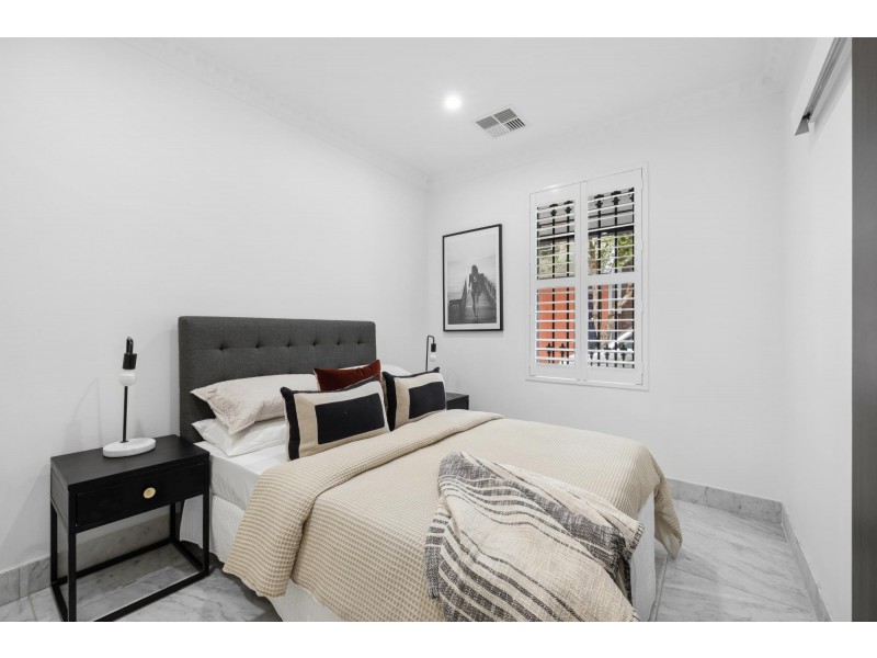 32 Egan Street, Newtown NSW 2042