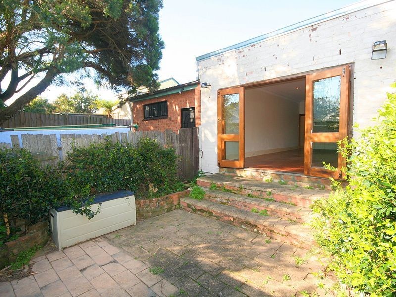 10 Francis Street, Enmore NSW 2042