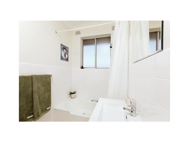 12/13 Bayley Street, Marrickville NSW 2204