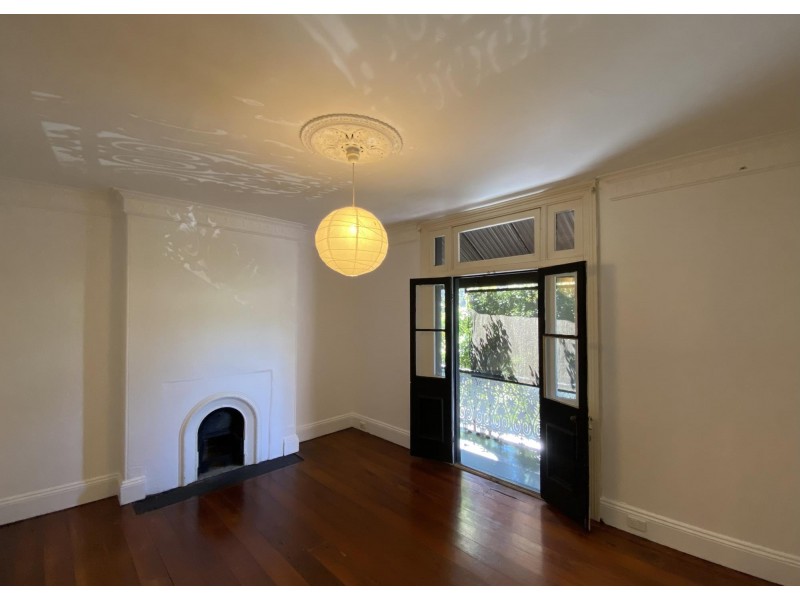 9 College Street, Newtown NSW 2042