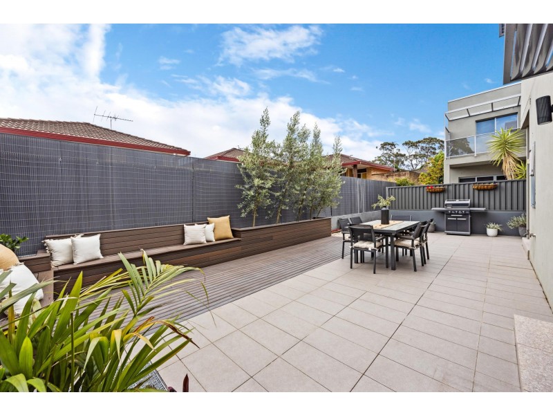 2/31 French Lane, Kogarah NSW 2217