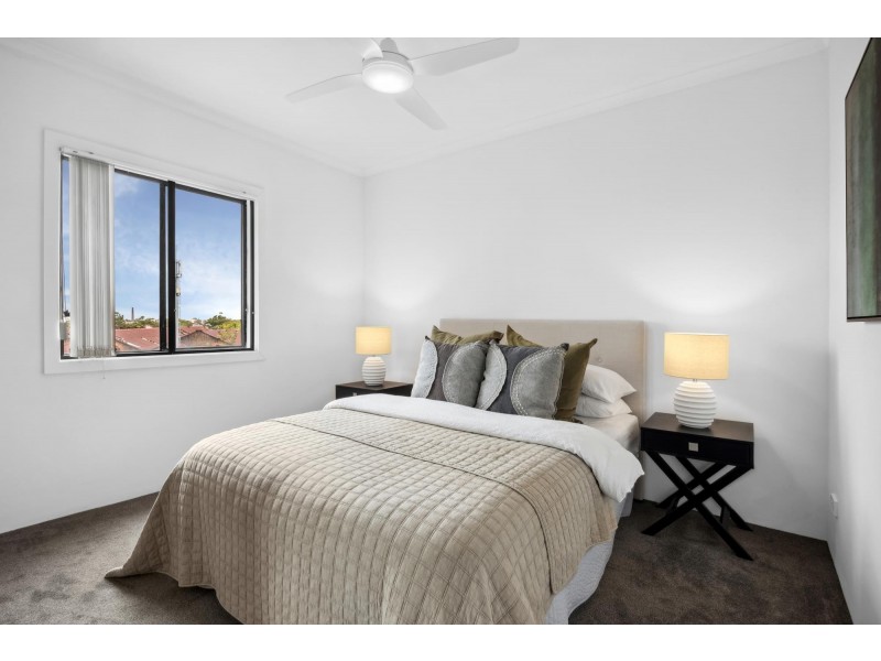 27/3-13 Erskineville Road, Newtown NSW 2042