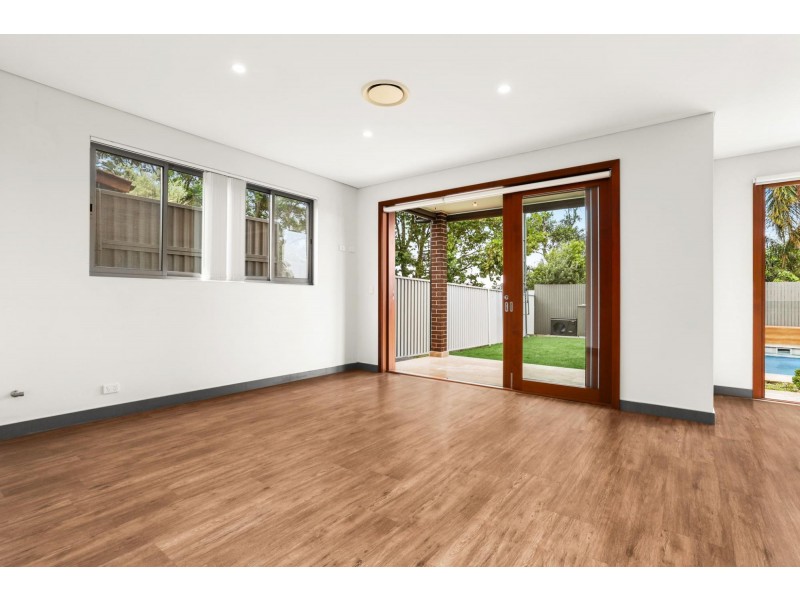 16 Quarry Street, Tempe NSW 2044