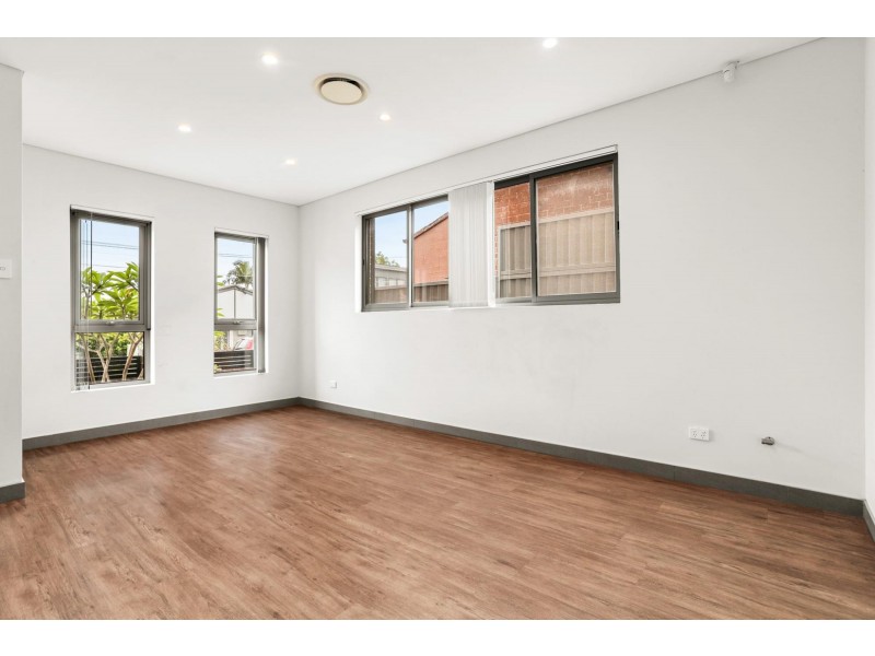 16 Quarry Street, Tempe NSW 2044