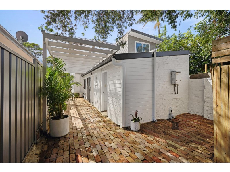 32 Newington Road, Marrickville NSW 2204