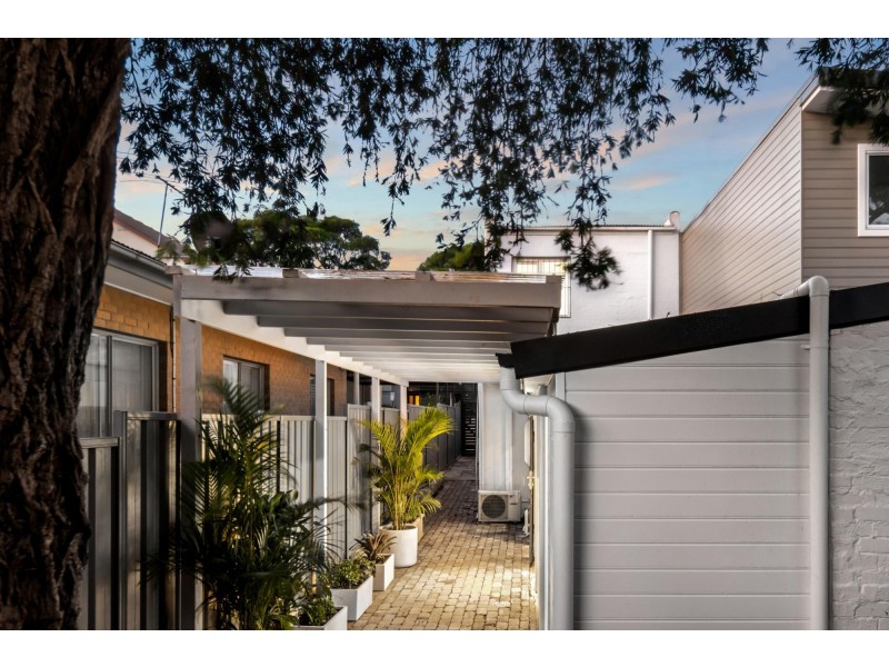 32 Newington Road, Marrickville NSW 2204