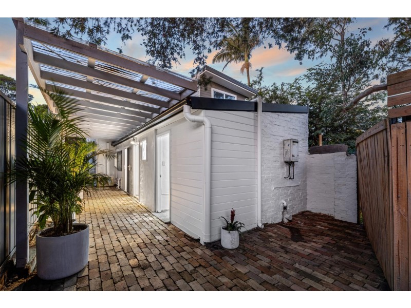 32 Newington Road, Marrickville NSW 2204