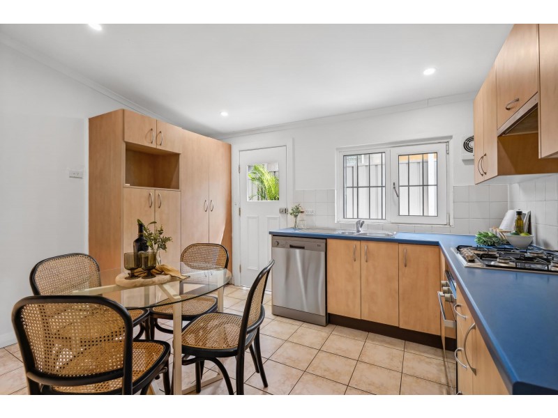 32 Newington Road, Marrickville NSW 2204