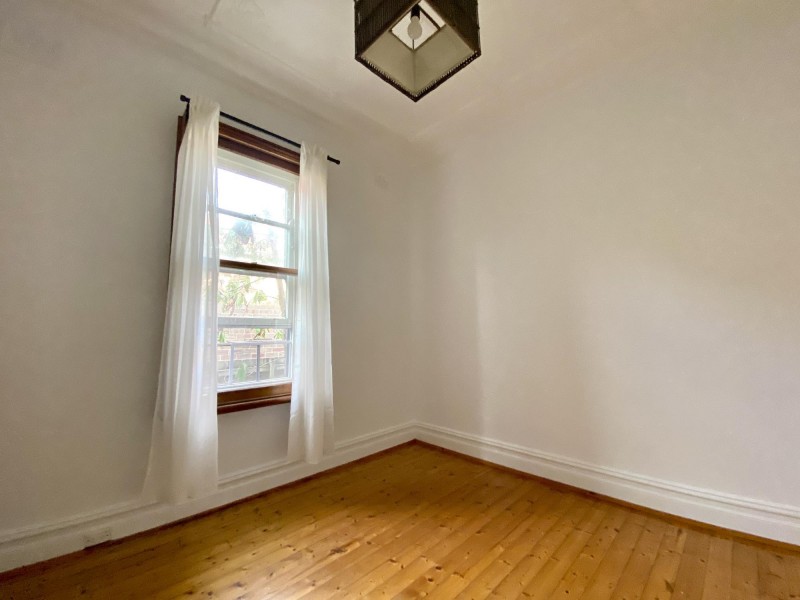 4 Yelverton Street, Sydenham NSW 2044