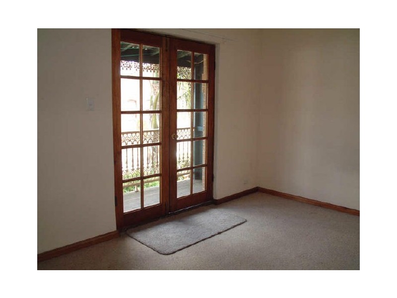 2F KNIGHT STREET, Erskineville NSW 2043