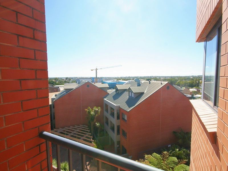 F401/13-19 Princes Highway, St Peters NSW 2044