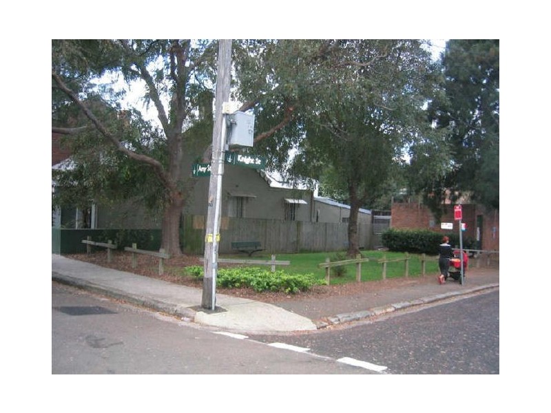 18 KNIGHT STREET, Erskineville NSW 2043