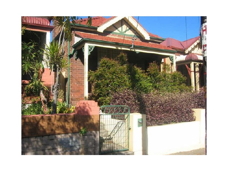 86 UNWINS BRIDGE ROAD, St Peters NSW 2044