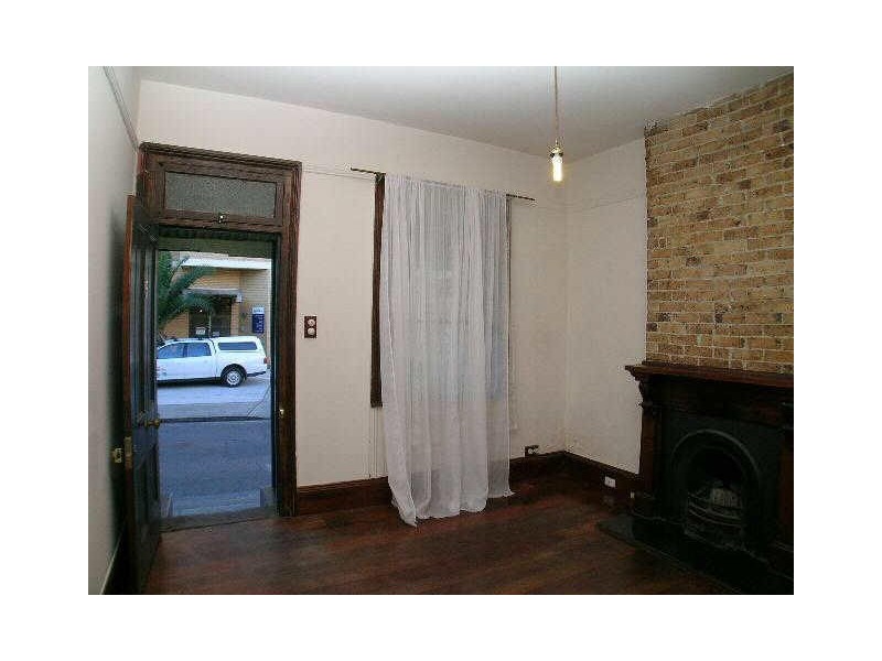 5 MARY STREET, Newtown NSW 2042