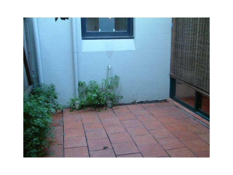 5 MARY STREET, Newtown NSW 2042