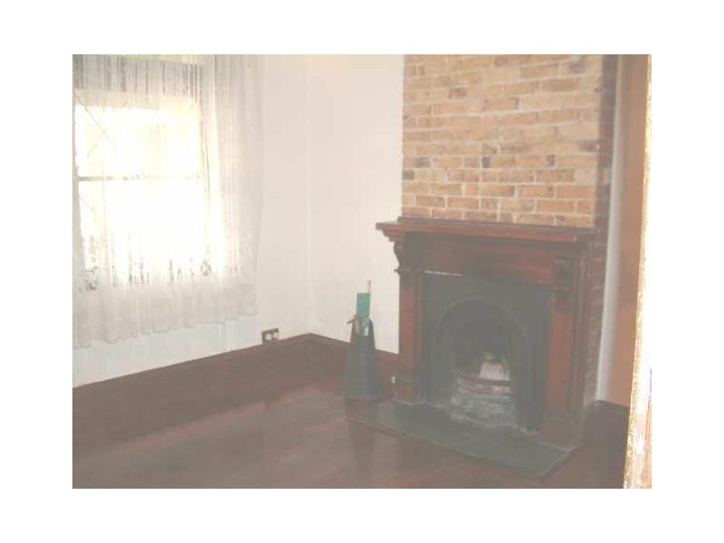 5 MARY STREET, Newtown NSW 2042