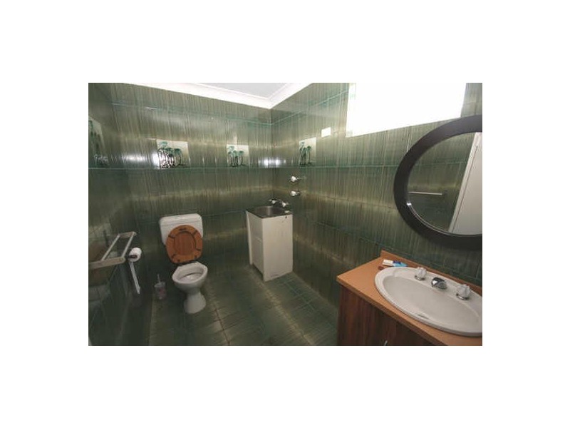 1 SUTHERLAND STREET, St Peters NSW 2044