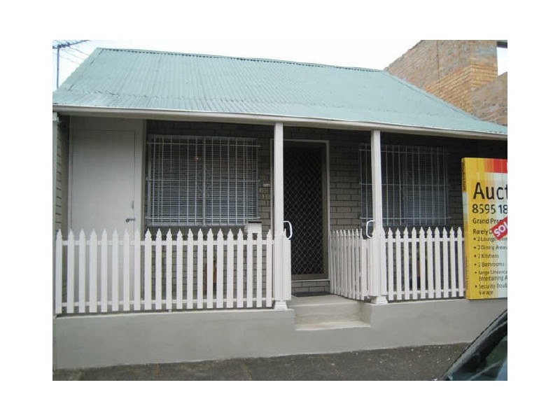 2/118 SILVER STREET, St Peters NSW 2044