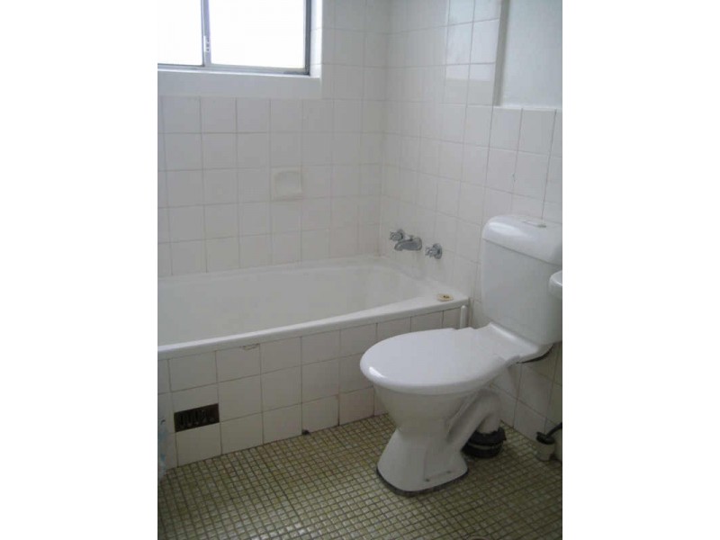 11/5-9 MUNNI STREET, Newtown NSW 2042