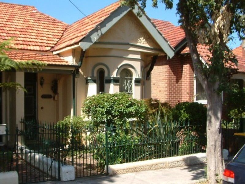 42 Harrow Road, Stanmore NSW 2048