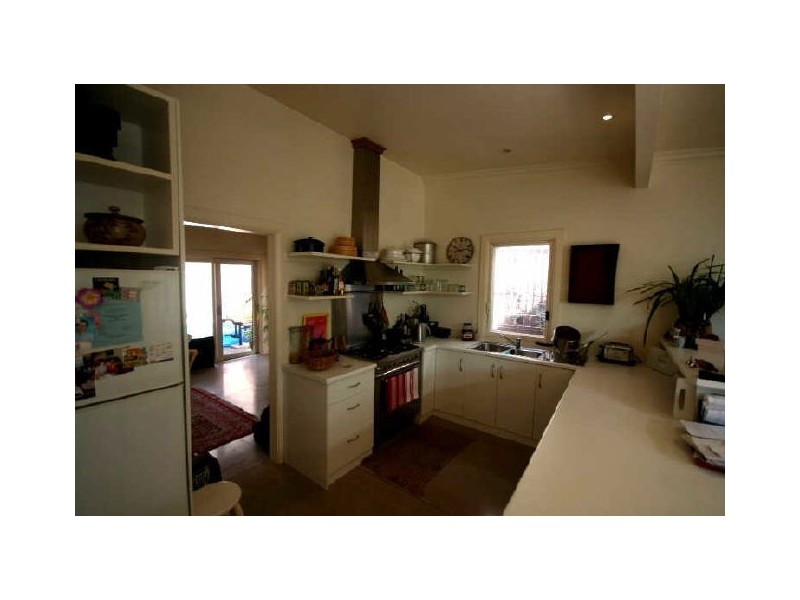 19 YELVERTON STREET, St Peters NSW 2044