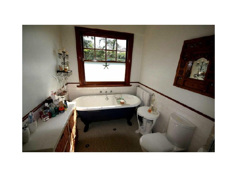 19 YELVERTON STREET, St Peters NSW 2044