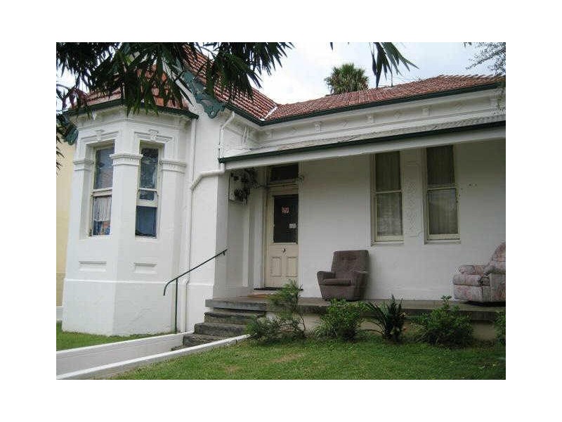 11/8 ALBERT STREET, Petersham NSW 2049