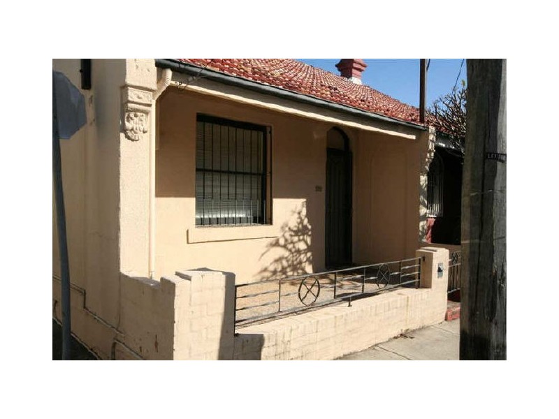 109 PROBERT STREET, Newtown NSW 2042