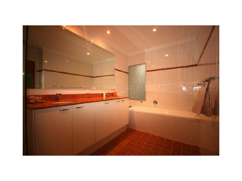 64 LAWRENCE STREET, Alexandria NSW 2015