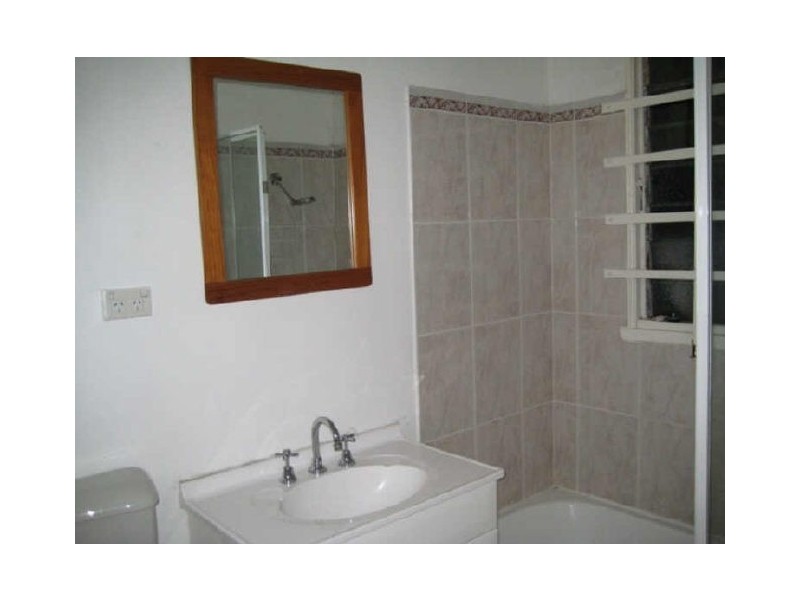 6 ANGEL STREET, Newtown NSW 2042