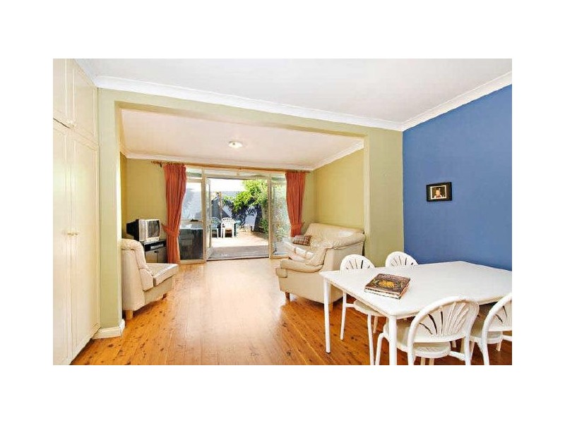 32 FRANCIS STREET, Enmore NSW 2042