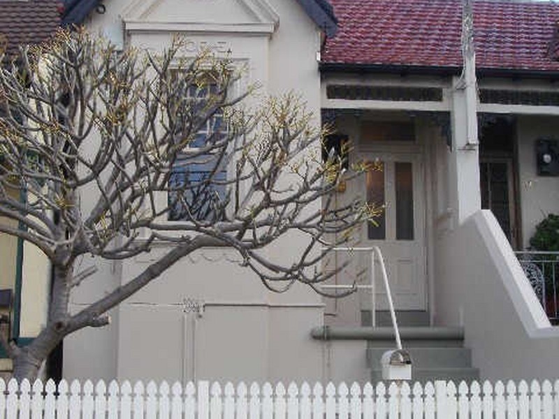119 Edgeware Road, Enmore NSW 2042
