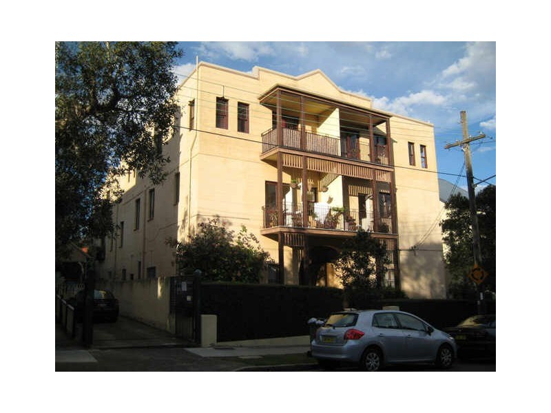 7/12 BROWN STREET, Newtown NSW 2042