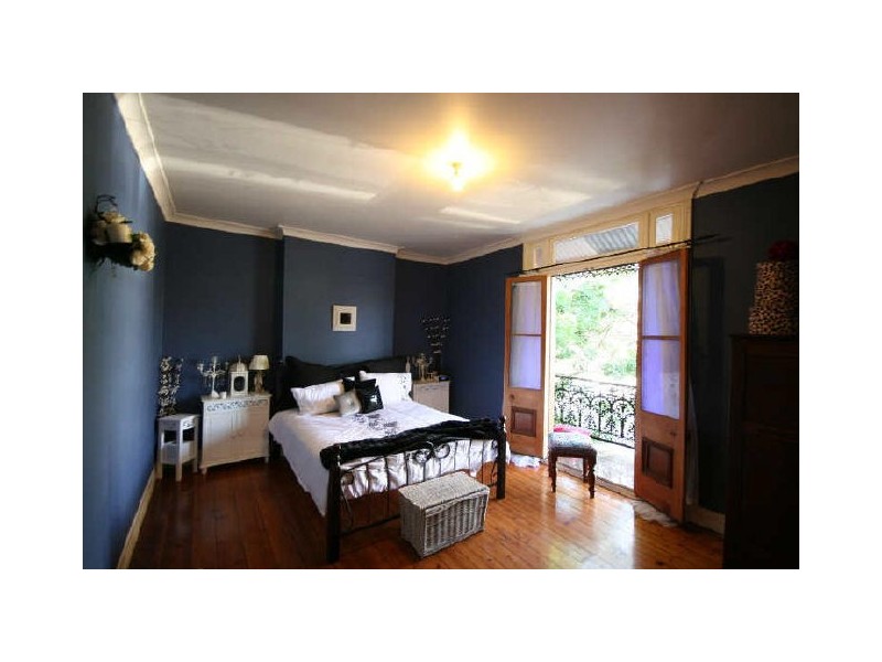 34 YOUNG STREET, Annandale NSW 2038