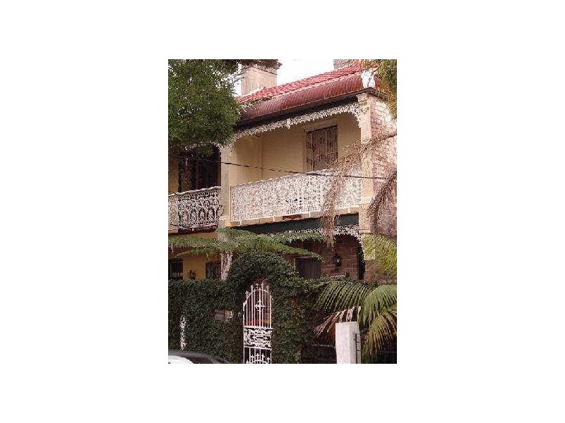 13 HOLMSDALE STREET, Marrickville NSW 2204