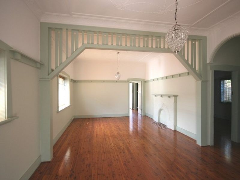 31 Cambridge Street, Enmore NSW 2042
