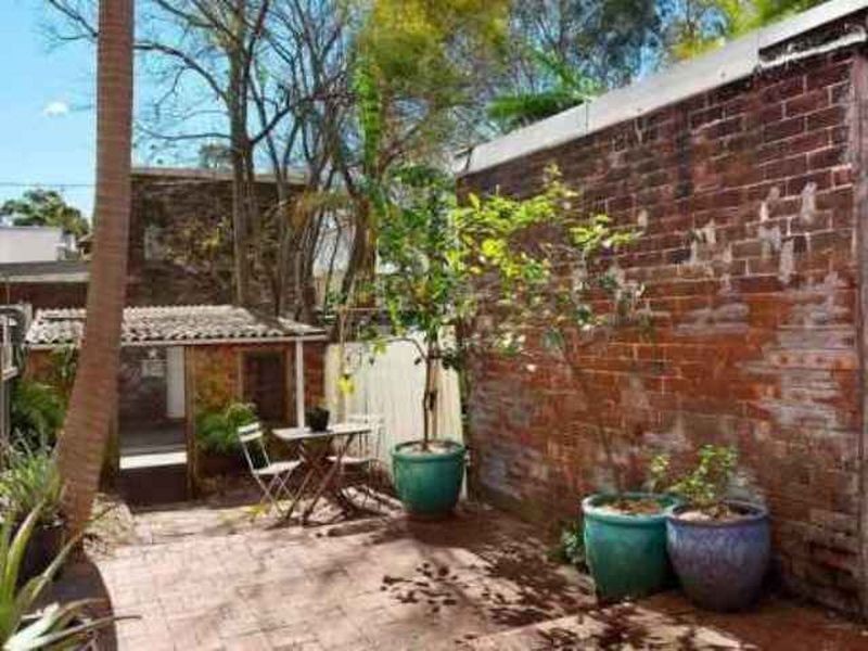 30 LANDER STREET, Darlington NSW 2008