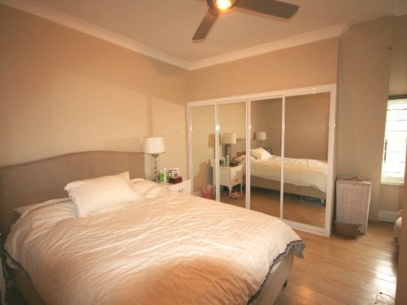 6 LONGDOWN STREET, Newtown NSW 2042