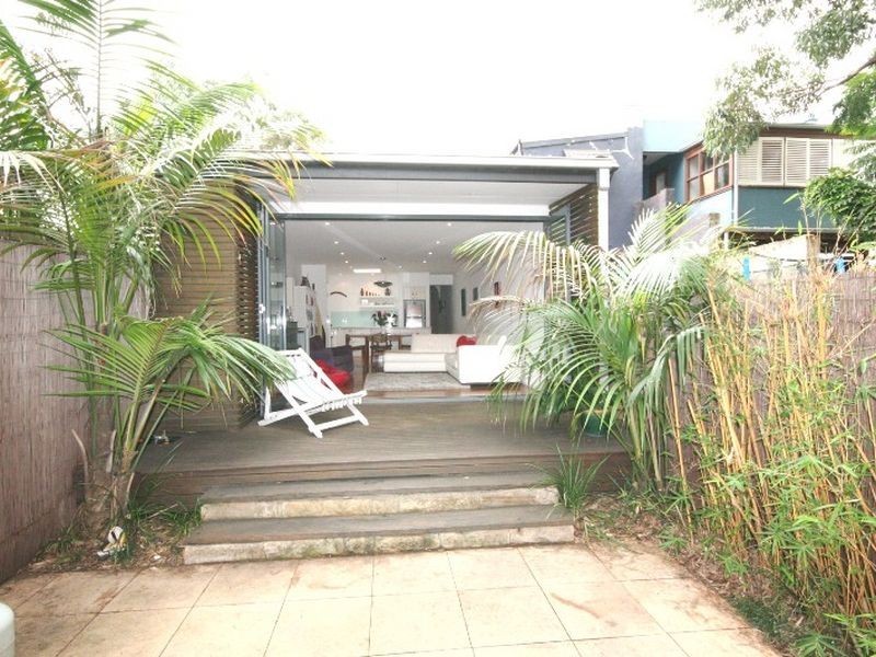 19 Commodore Street, Newtown NSW 2042